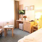 Akzent Am Burgholz Szálloda