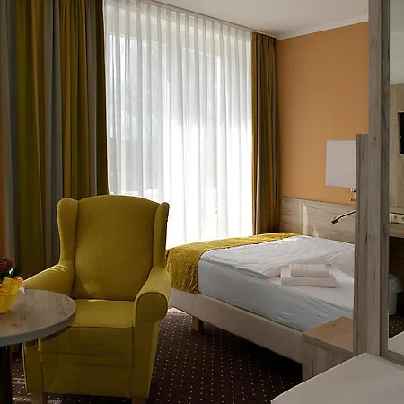 Hotel Akzent Am Burgholz 4*