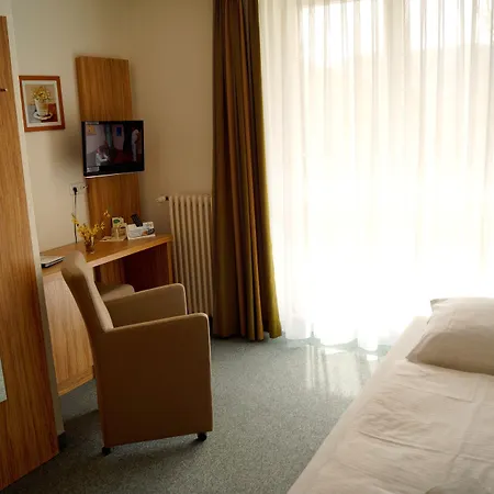 Akzent Am Burgholz Otel 4*